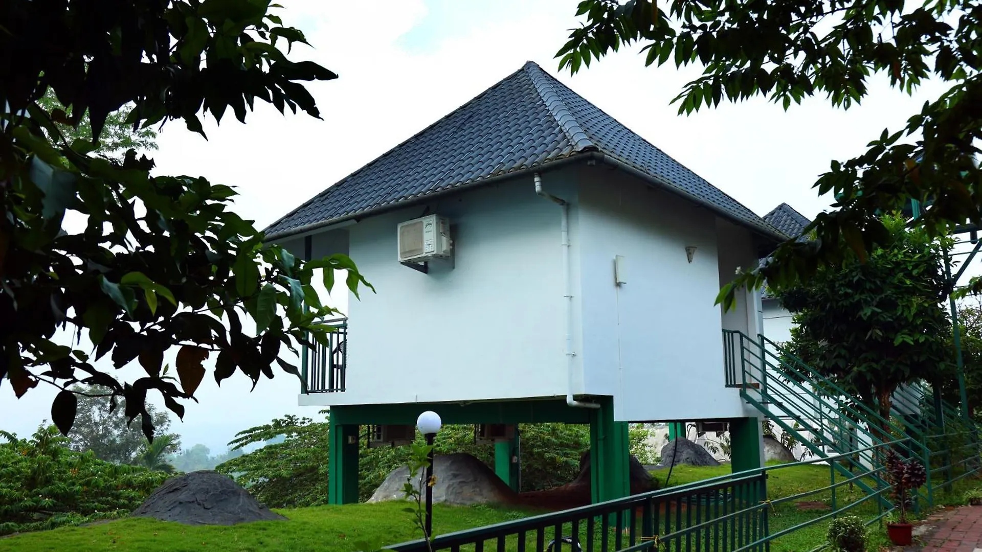 Wayanad Cave N Pillar Resort Sultans Battery