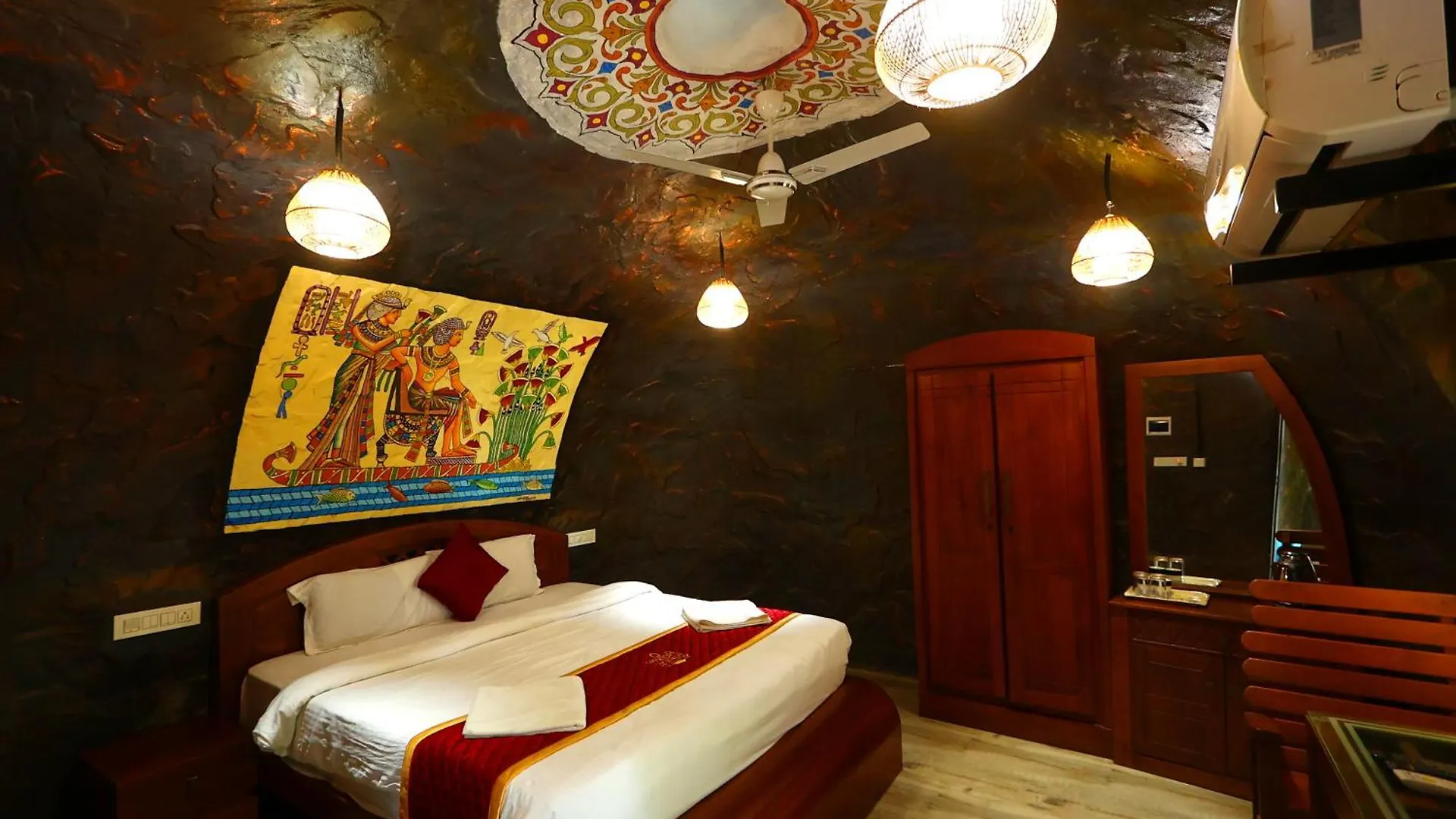 Wayanad Cave N Pillar Resort سلطان بتيري